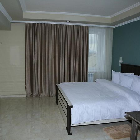 Vell Grey Hotel Martuni Exterior foto
