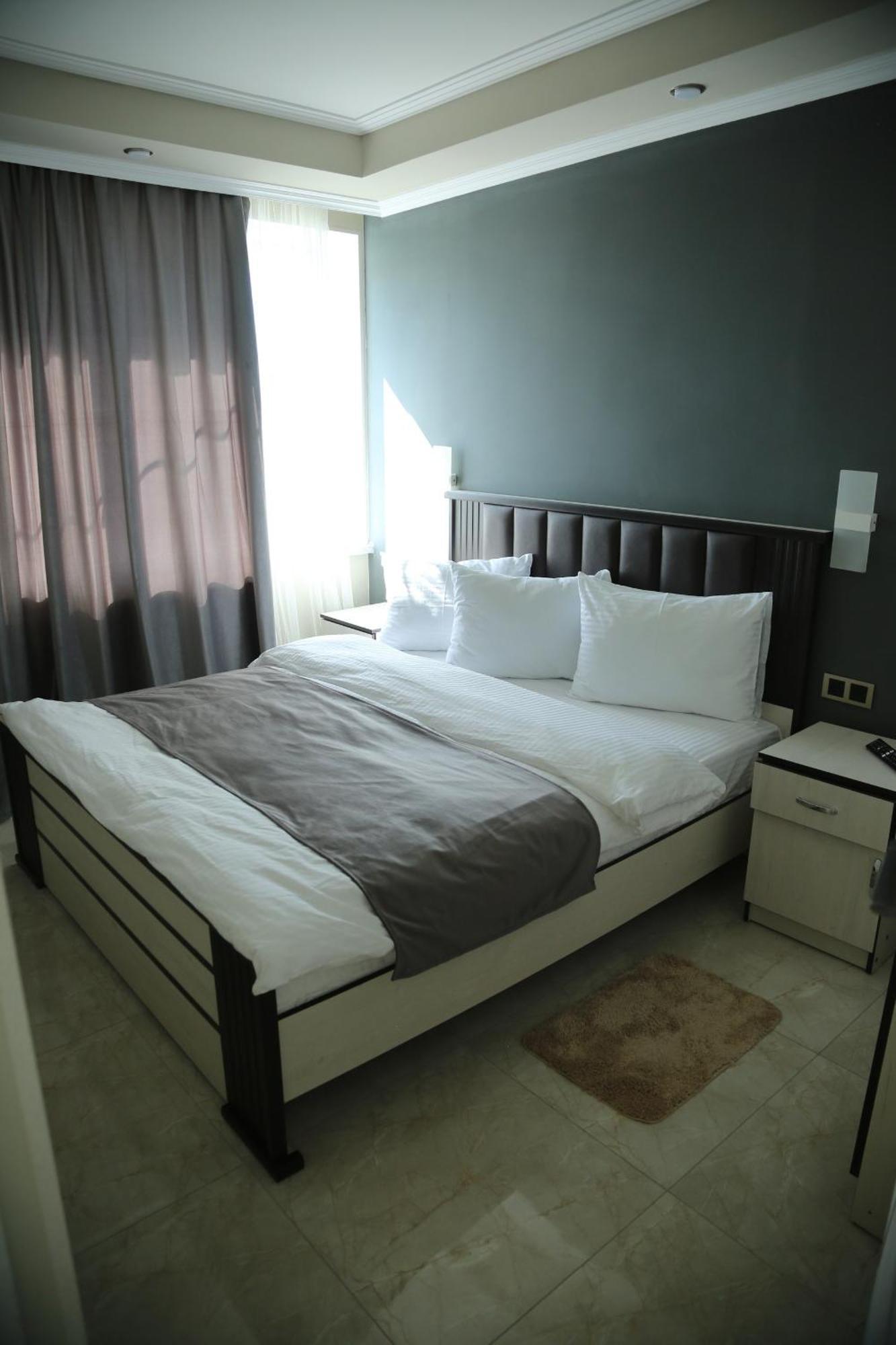 Vell Grey Hotel Martuni Exterior foto