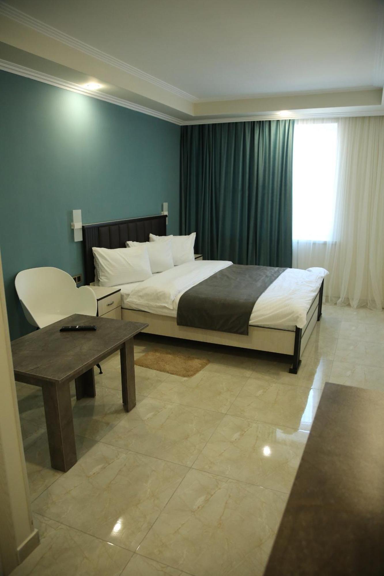 Vell Grey Hotel Martuni Exterior foto